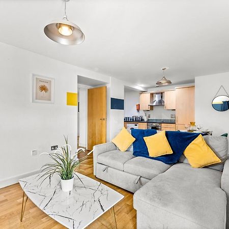 Enchanting Bristol Abode -Sleeps 6 With Balcony! Eksteriør bilde