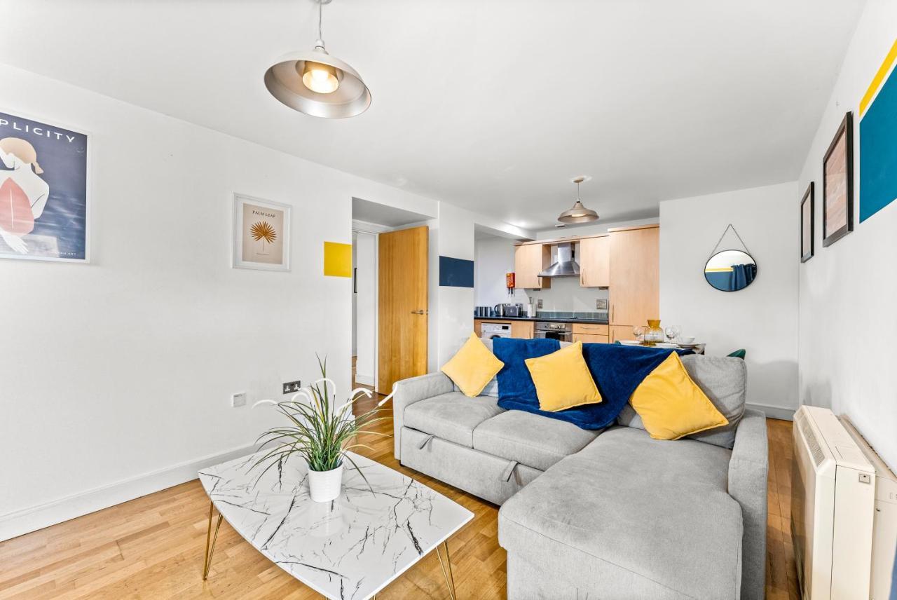Enchanting Bristol Abode -Sleeps 6 With Balcony! Eksteriør bilde
